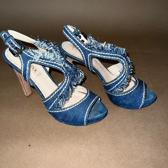 PRADA Denim fringe platform heels. - Picture 3 of 6